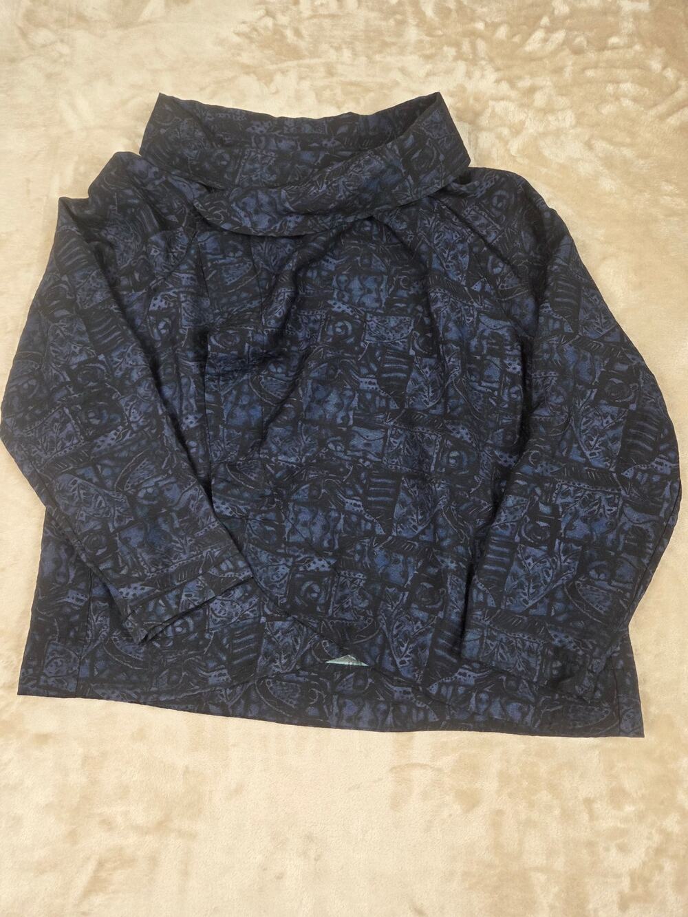 Shana Long Sleeve Curve Wrap Top